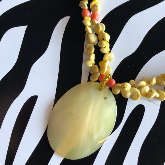 3 for $30 Stephan & Co. Orange and Yellow Necklace - Picture 2 of 5